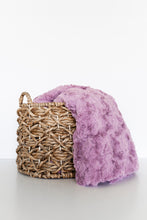 Load image into Gallery viewer, Misty Mauve Belle - Grand